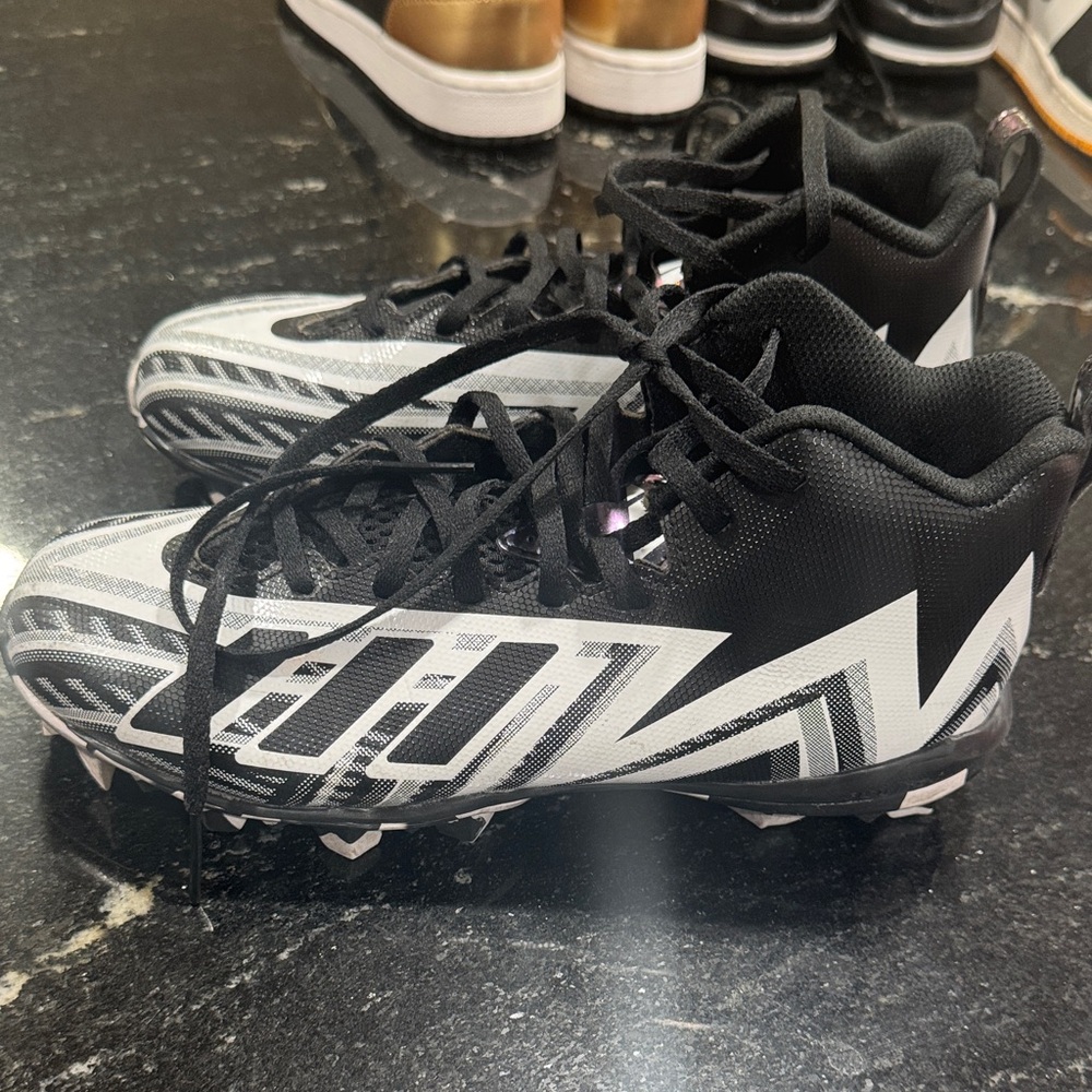 adidas Kids Black and Gray Sneakers